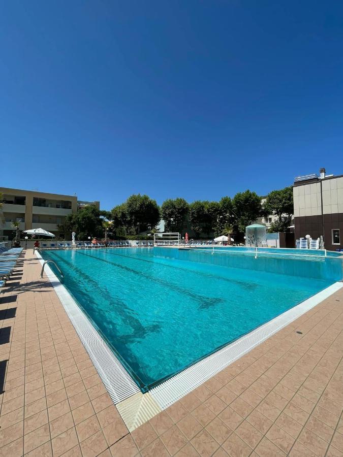Color Perla Village Bellaria-Igea Marina Exteriér fotografie