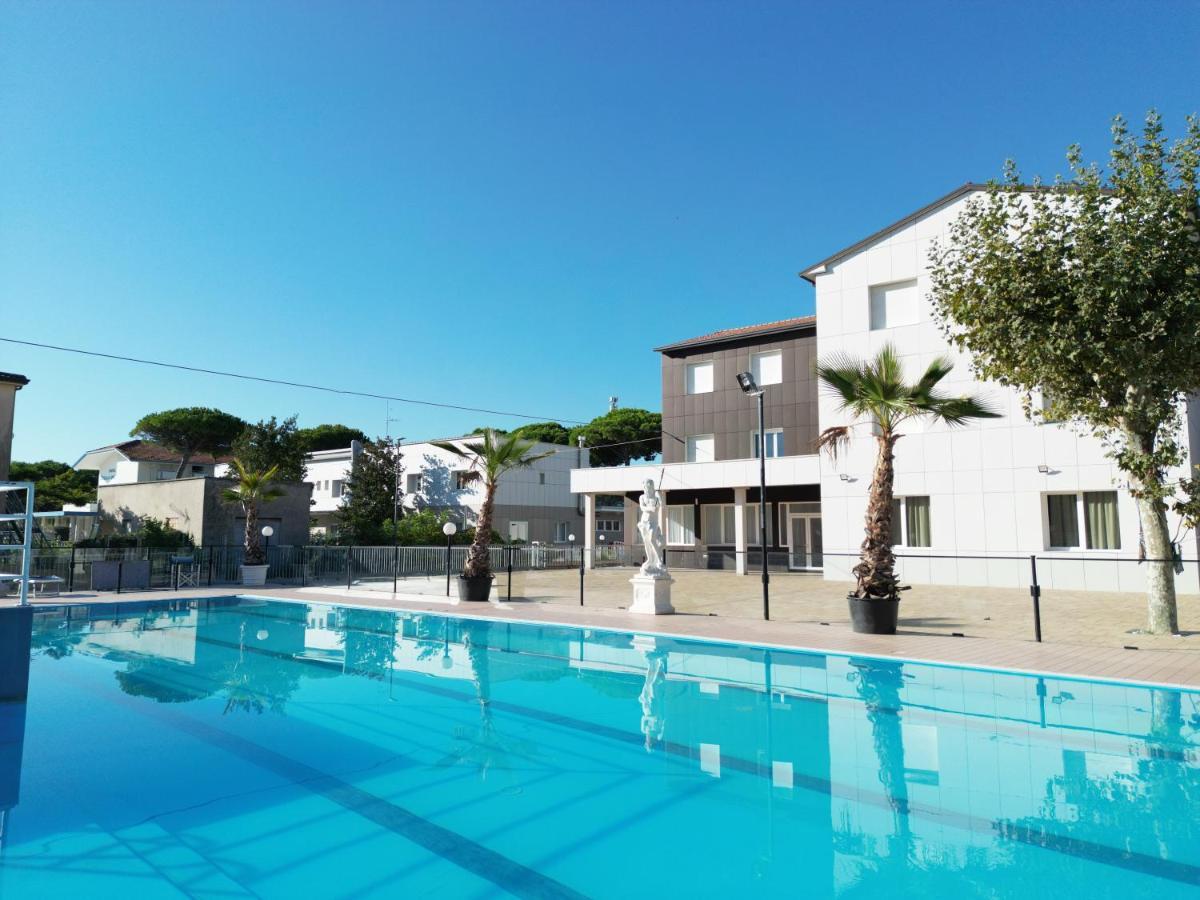 Color Perla Village Bellaria-Igea Marina Exteriér fotografie